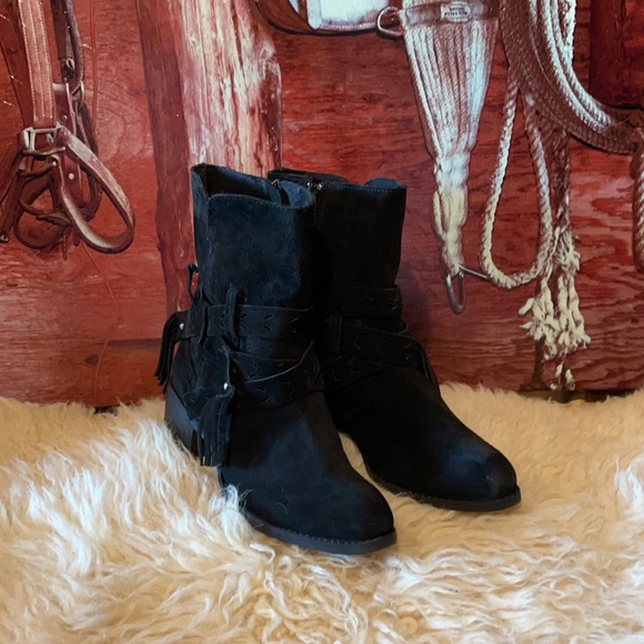 New Naughty Monkey suede boots - Picture 10 of 10